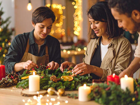 Adventskranz nass gesteckt